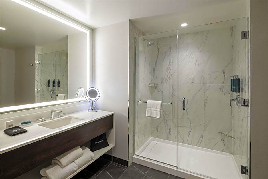 Hilton Arlington Rosslyn The Key