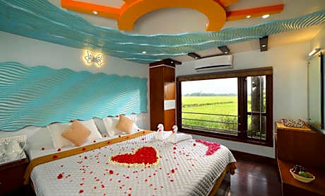 4 Bedrooms