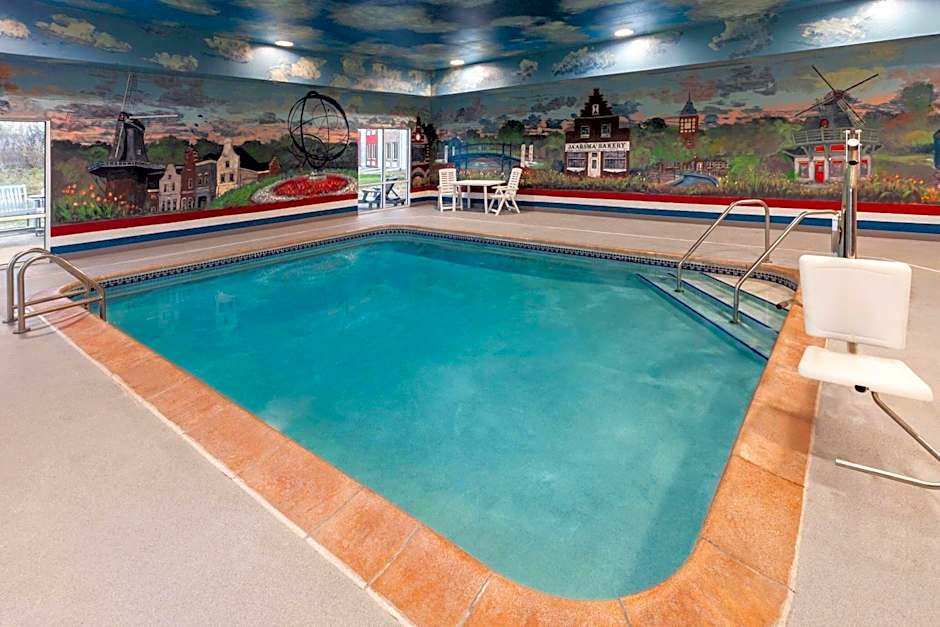 Links Bos Landen Hotel & Spa of Pella, Trademark by Wyndham