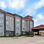 La Quinta Inn & Suites by Wyndham Paris