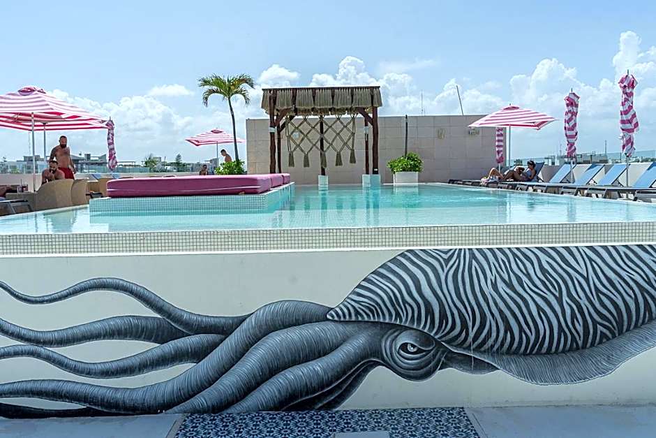 The Palm at Playa