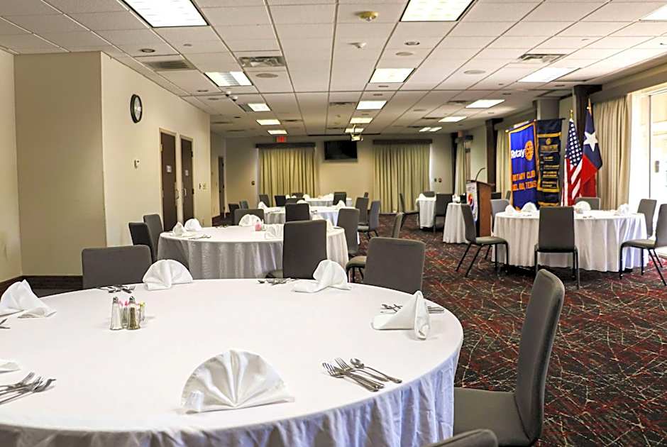 Ramada by Wyndham Del Rio