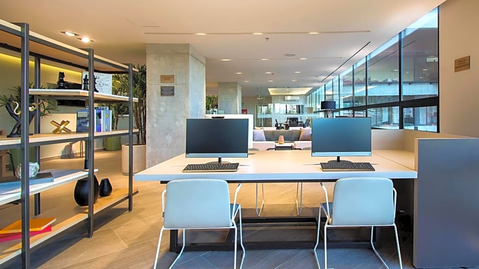 Staybridge Suites Guadalajara Novena By IHG