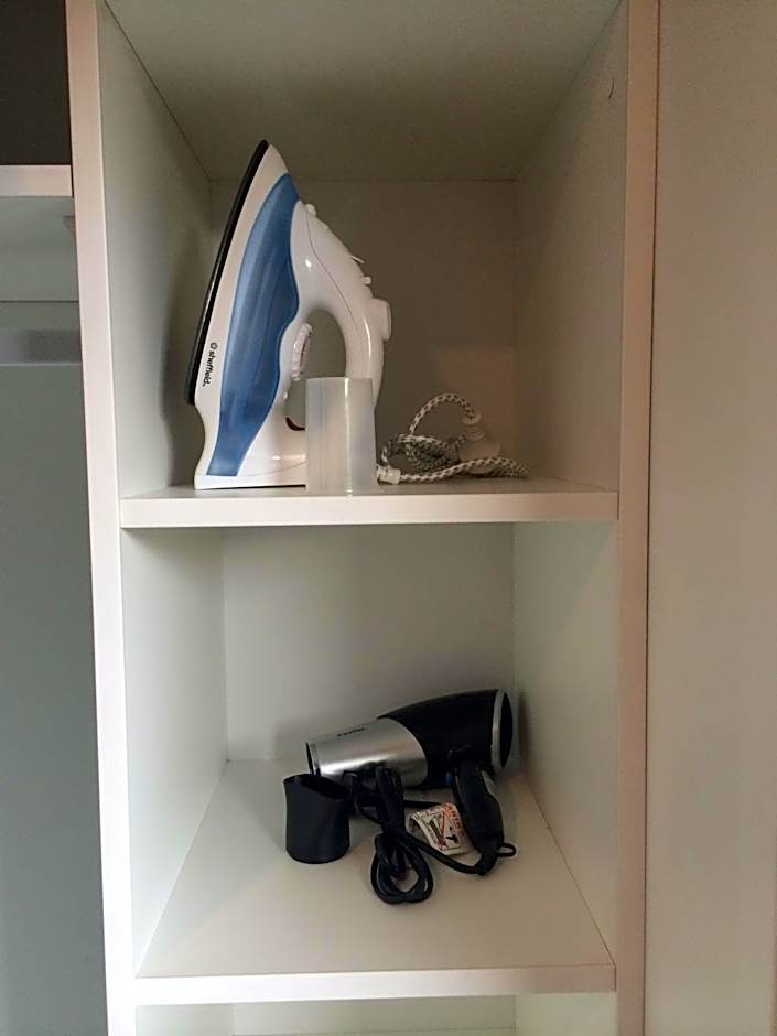 Rolleston Highway Motel