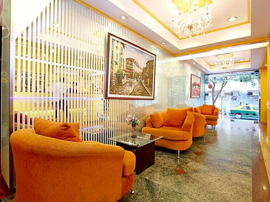 Wongcharearn Mansion