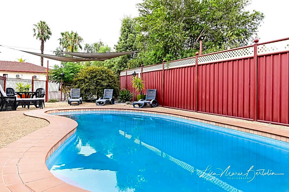 Narrandera Club Motor Inn