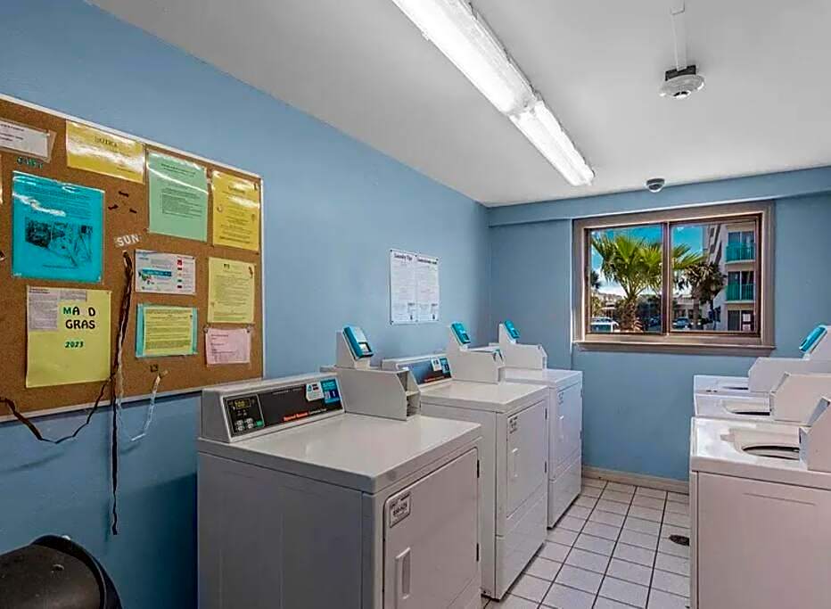 Sugar Sands-Luxury 1st Floor 2BR 2BA Private Beach