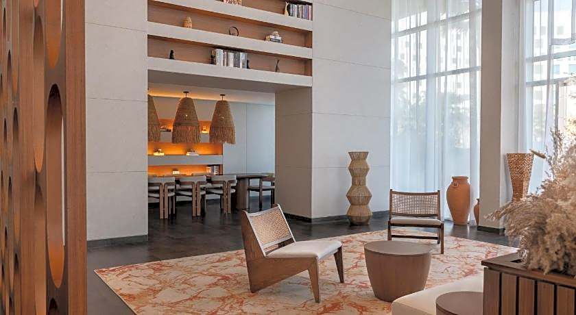 Yas Plaza Circuit by IHG