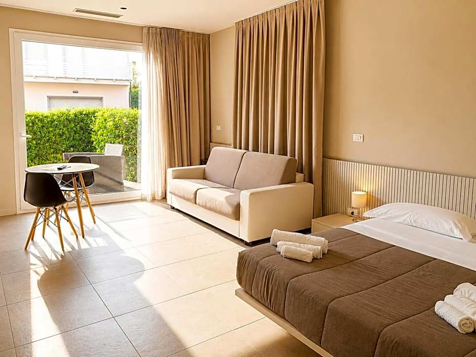 Amare Suite & Apartments