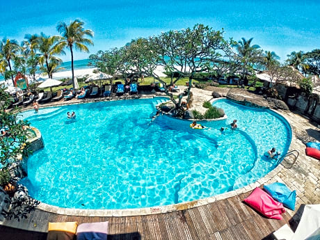 Grand Balisani Suites Hotel