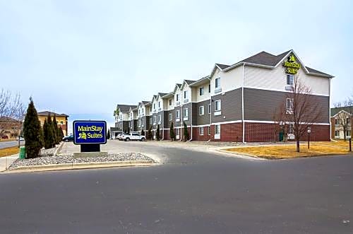 MainStay Suites Fargo