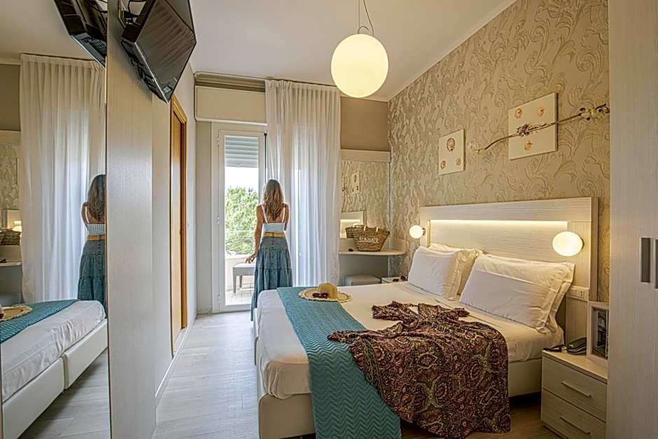 Hotel Ombretta Mare
