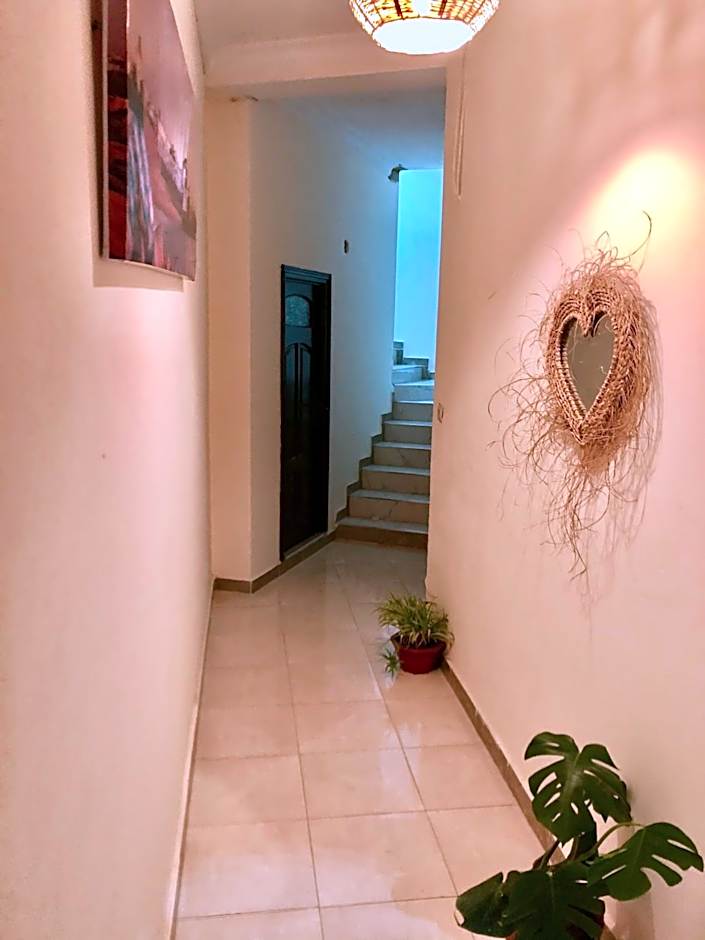 Moderno apartamento en el centro , a 3 min del mar V