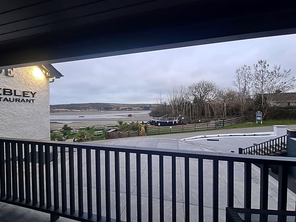 The Teifi Waterside Hotel