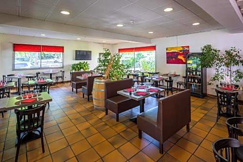 Logis Hotel Noemys Brive - Restaurant Le Teinchurier