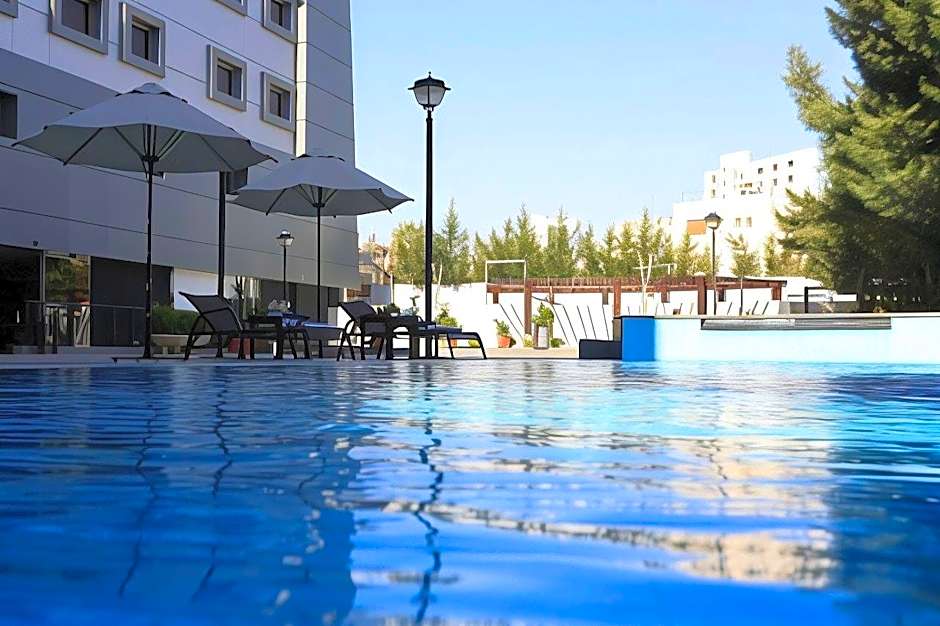 Geneva Hotel