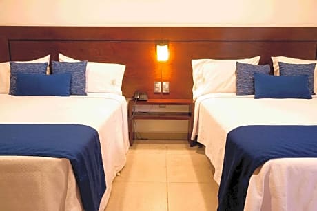 Deluxe Queen Room with Two Queen Beds