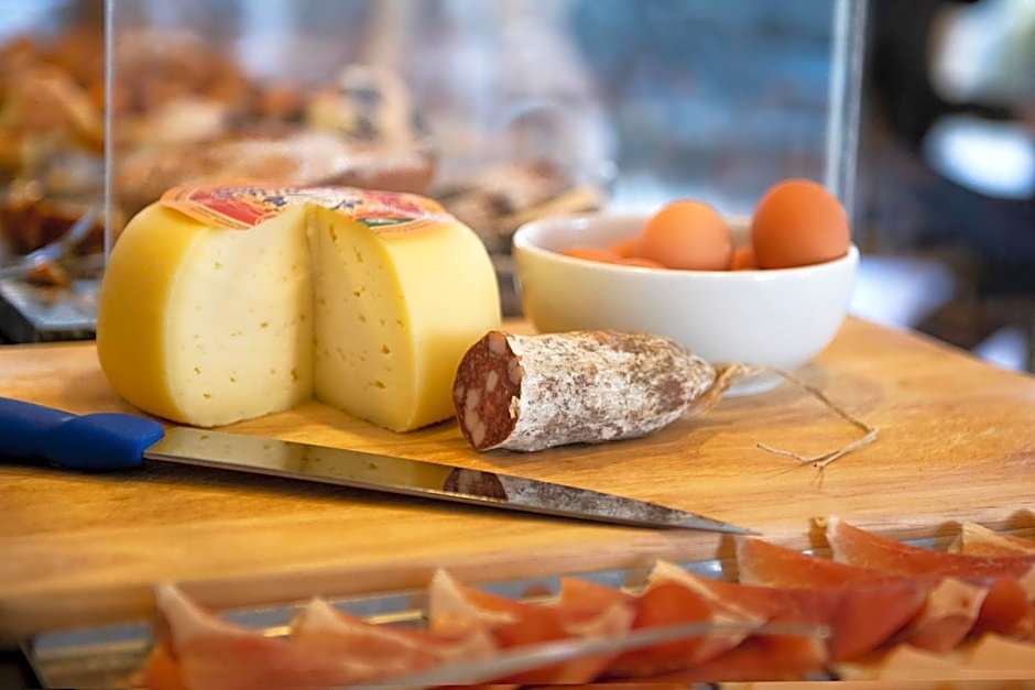 International Hotel & Suite - In prima fila sul lungomare