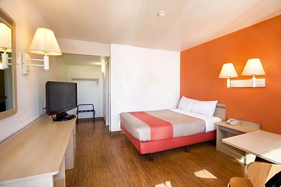 Motel 6-Pendleton, OR