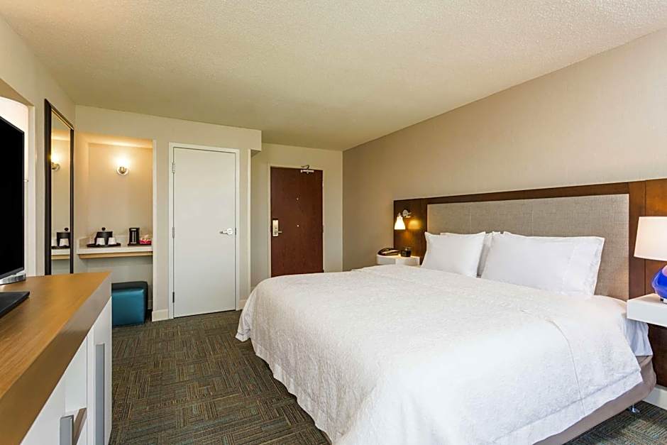 Hampton Inn By Hilton Manassas