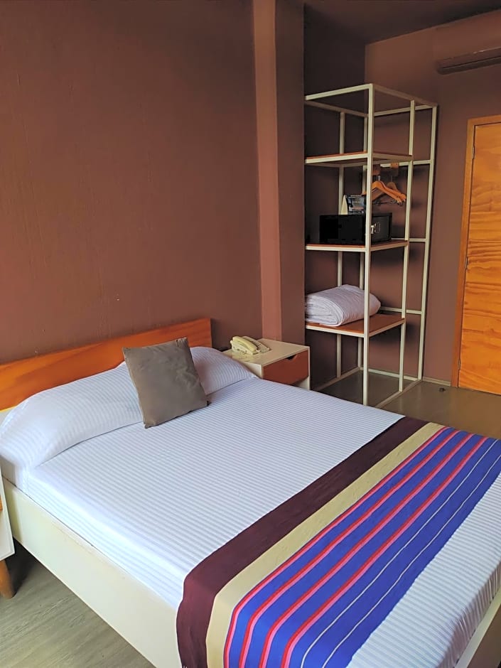 Hotel Momotus Tuxtla - Desayuno incluido