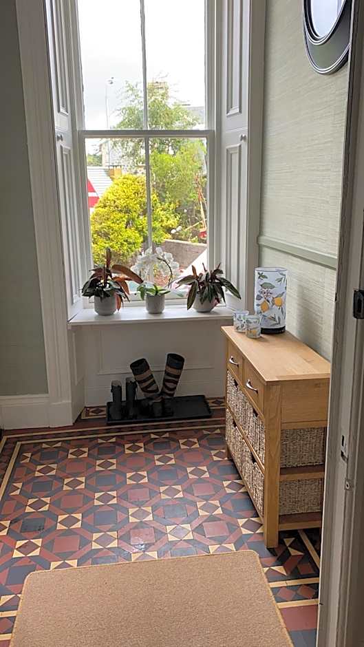 Ardmor Guest House