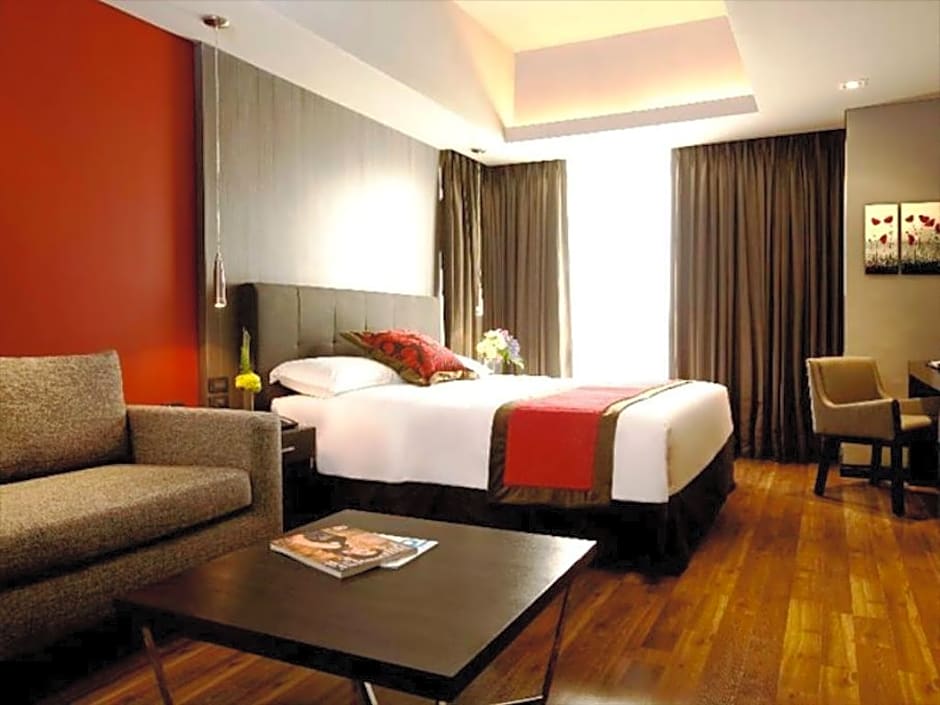 Foto 1 di 18 di 2 Double Beds Suite