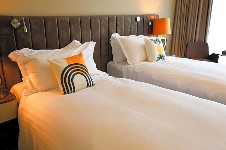 voco The Club - Dublin Gateway by IHG