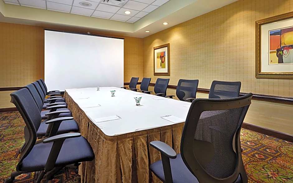 Embassy Suites By Hilton Hotel Parsippany