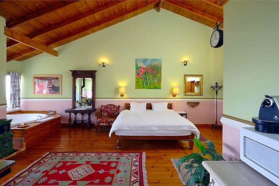 Ha'Seuda Ha'Achrona Suites