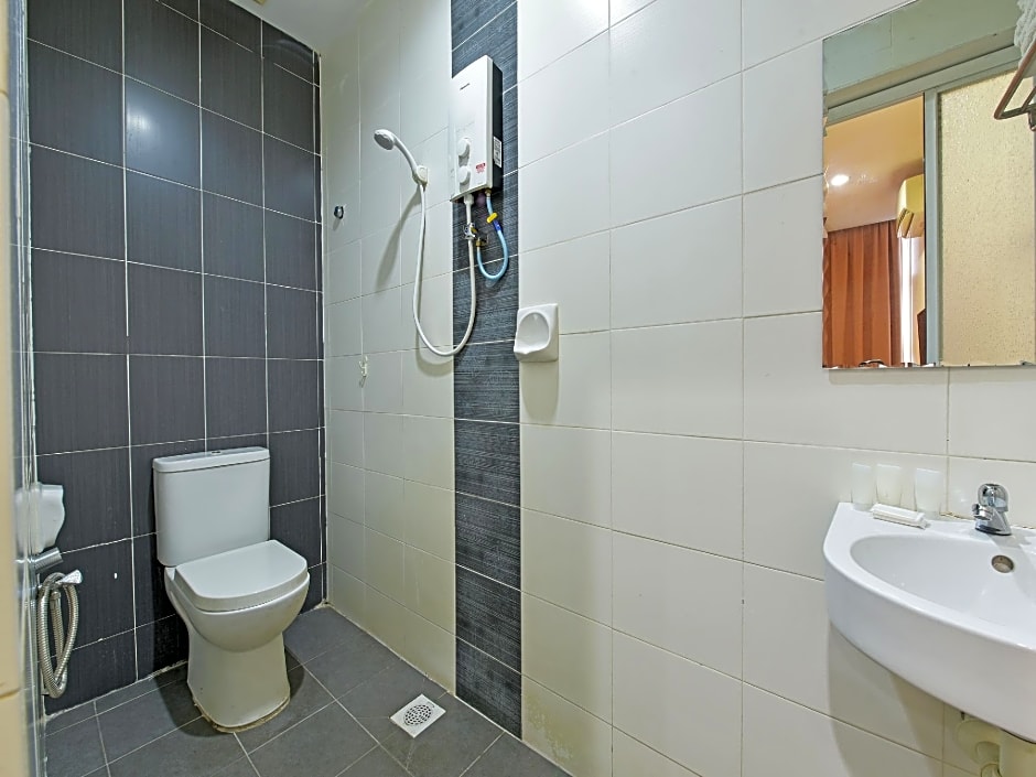 OYO 90853 New Soho Hotel