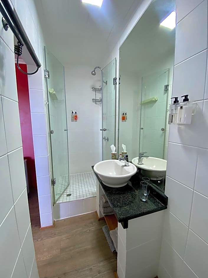 3ColoursBlue Guest House