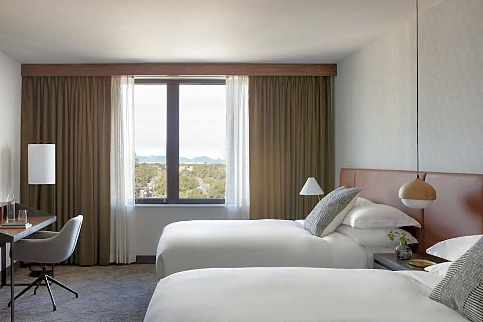Kimpton Armory Hotel Bozeman By IHG