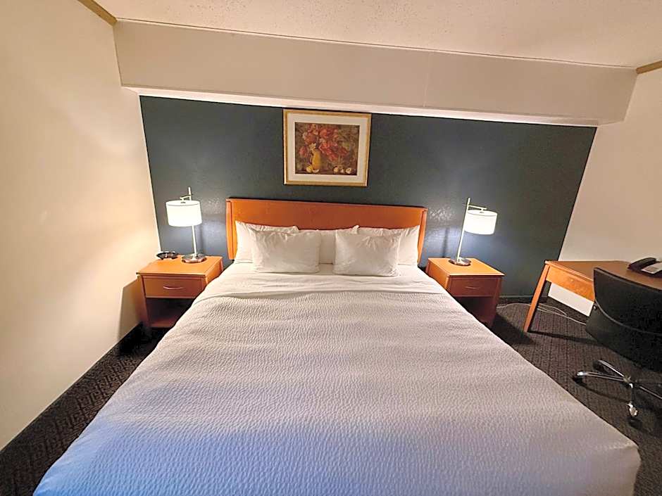 Days Inn by Wyndham Drayton Valley