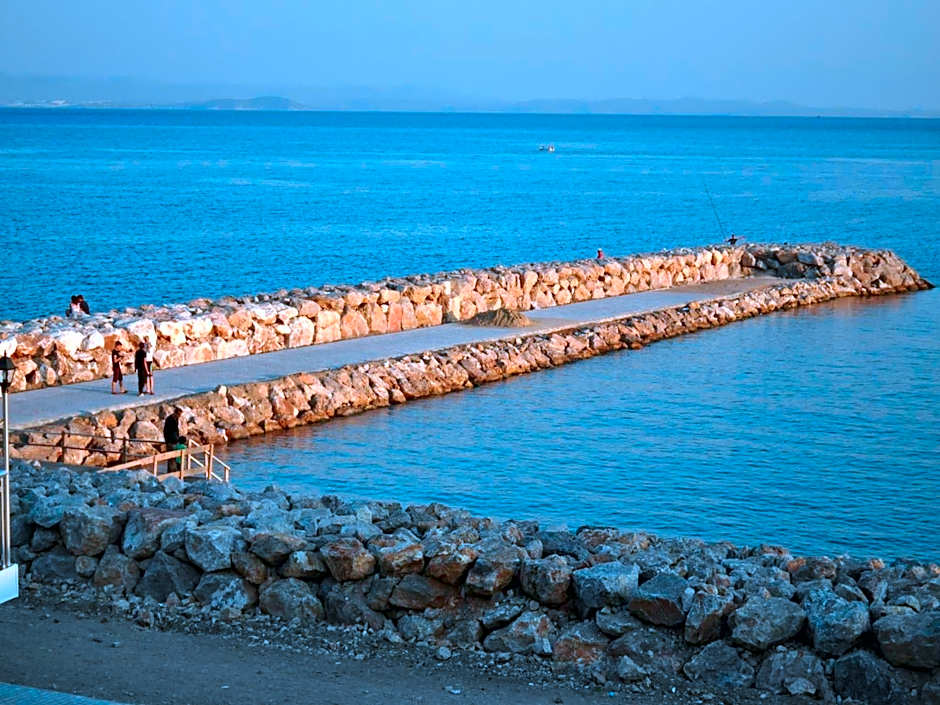 Ucem Hotel Golden Sea