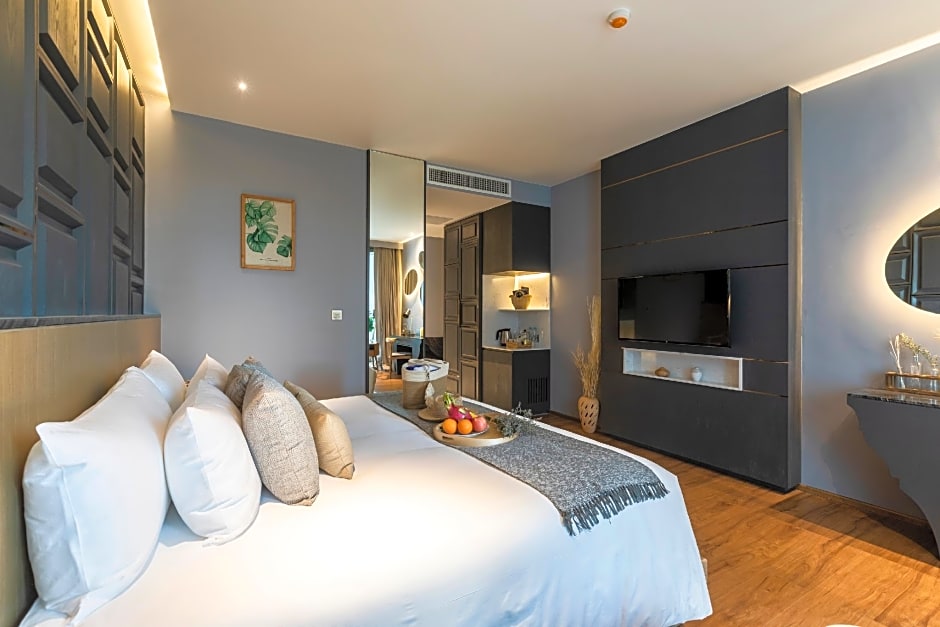 Wyndham Grand Nai Harn Beach Phuket