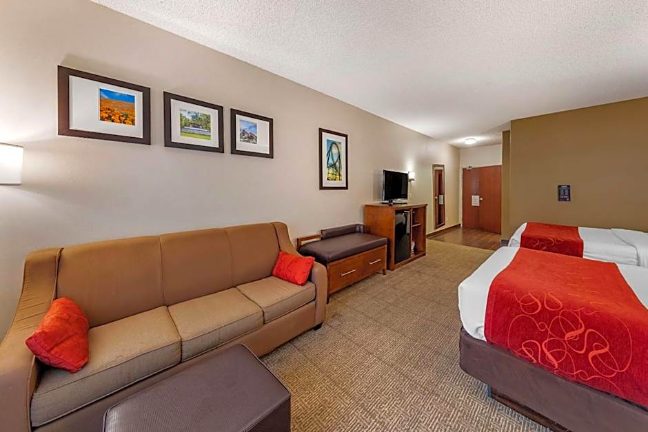 Comfort Suites Near Six Flags Magic Mountain