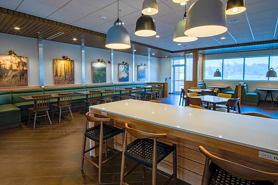 Fairfield Inn and Suites by Marriott Duncan