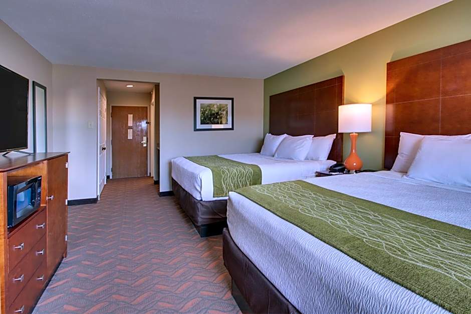 Greenfield Inn & Suites Elizabethtown, KY I65 Exit 94