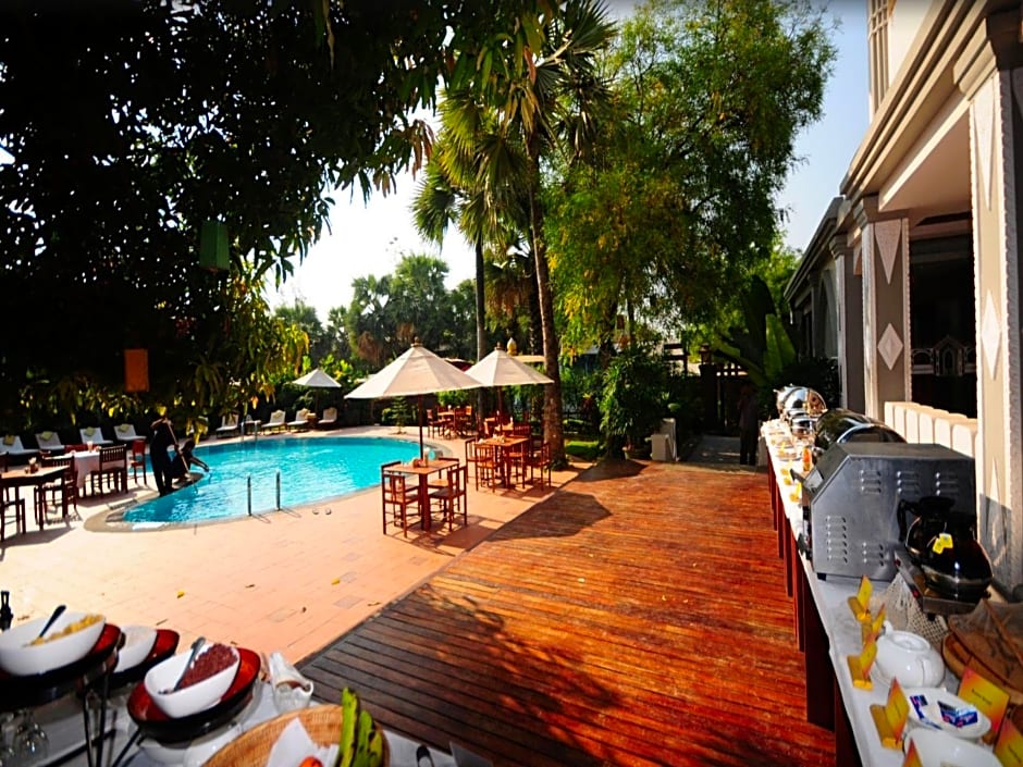 Shwe Yee Pwint Hotel