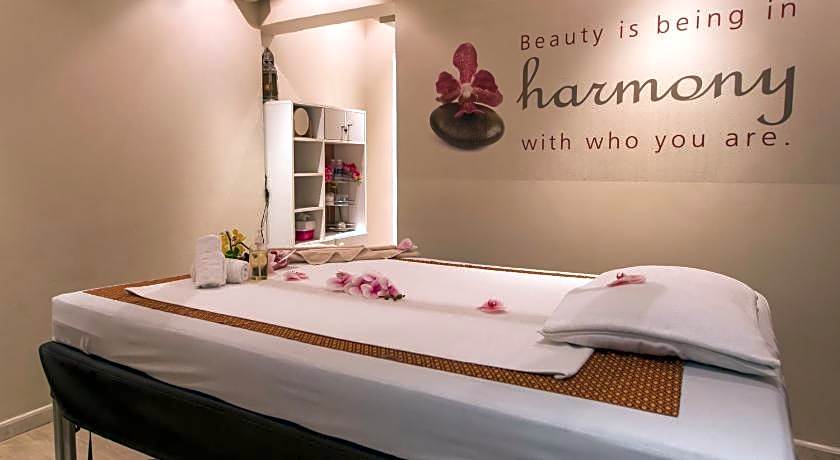 Hotel Muscat Holiday