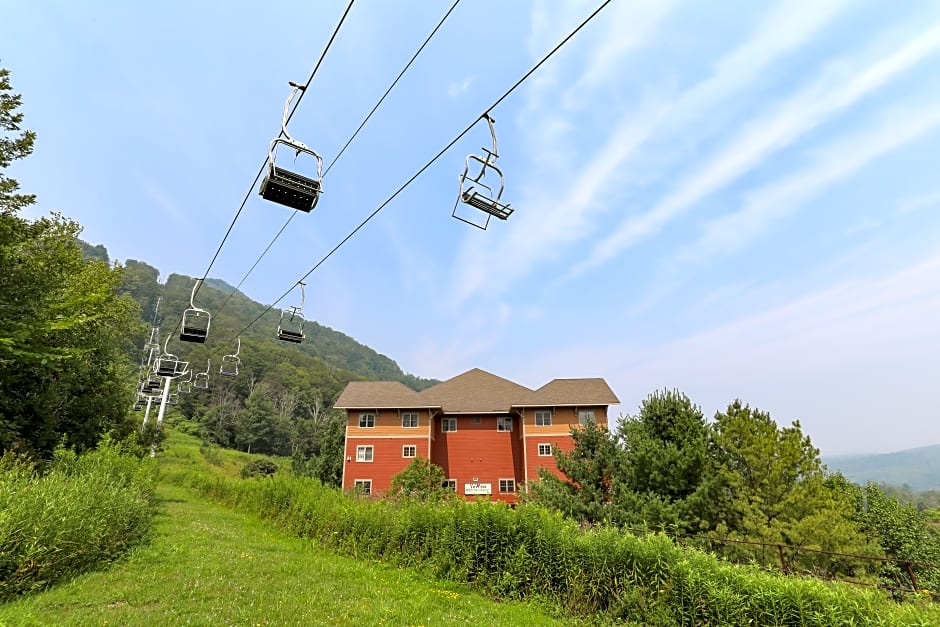 Kaatskill Mountain Club and Condos by Hunter Mountain