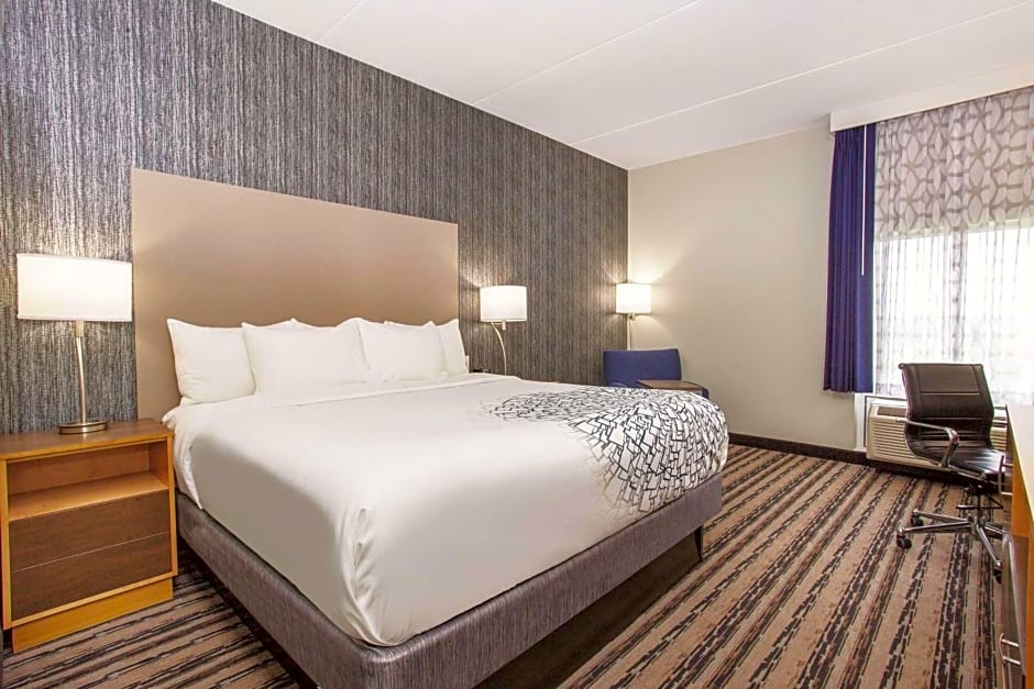 La Quinta by Wyndham Buffalo Amherst