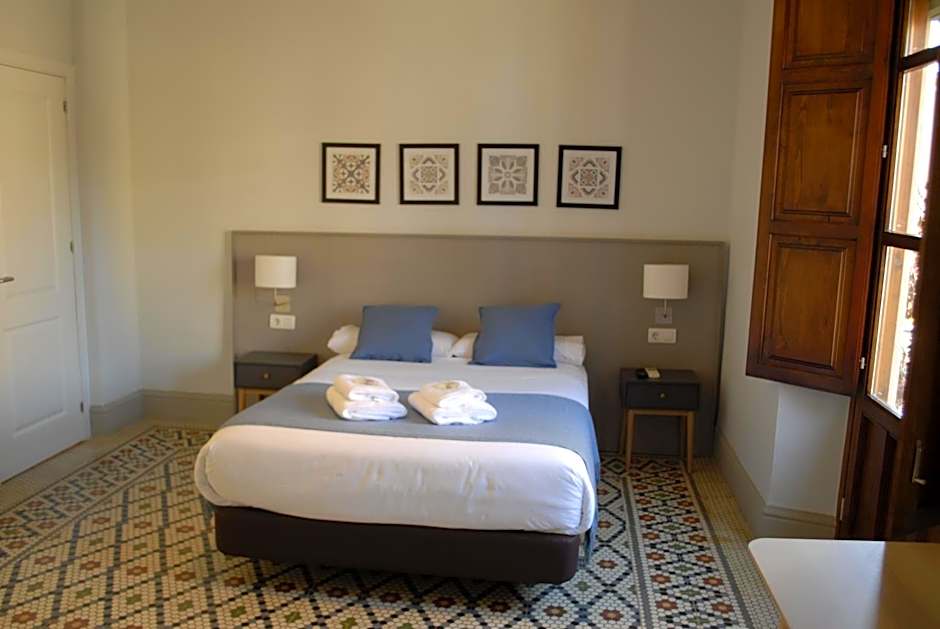 La Perla Granada Suites