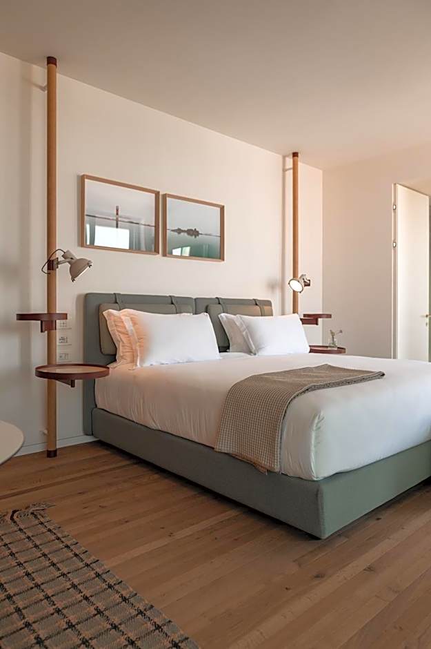 Laguna Faro Suites - Adults Only