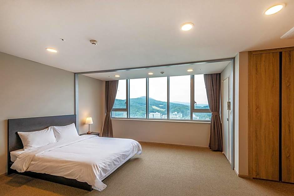 The Triny Urban Suites