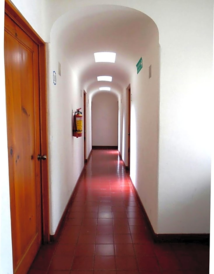 Paulina Youth Hostel
