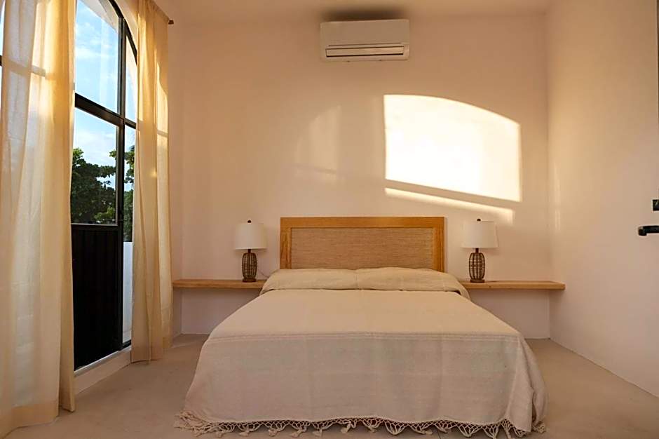 La Punta Rooms