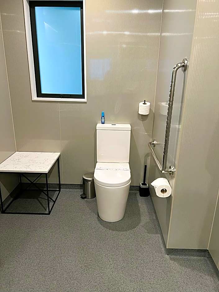 Fiordland Lakeview Motel and Apartments