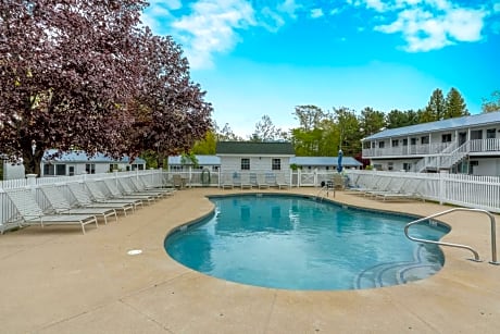 Ne'r Beach Motel
